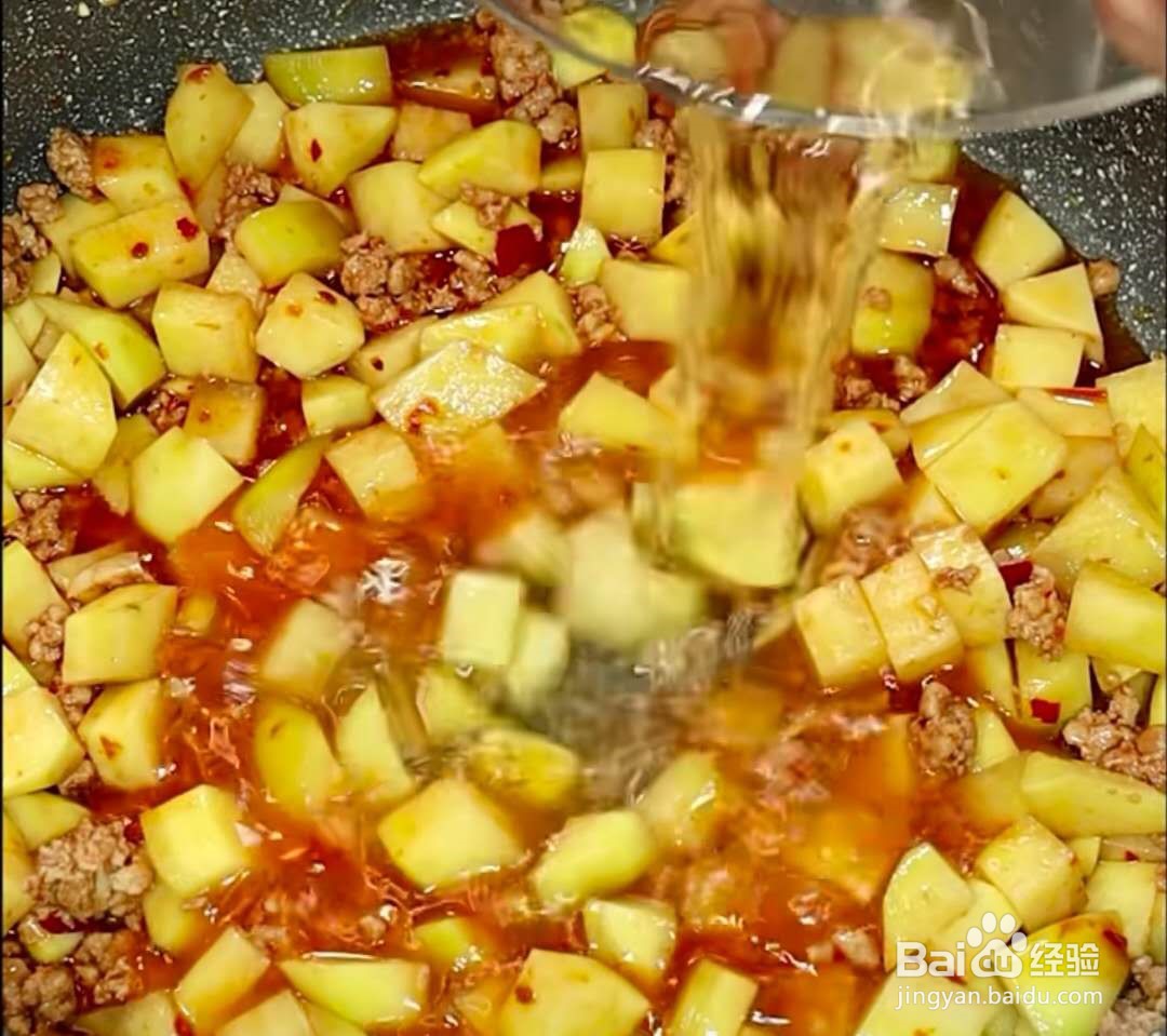 土豆炒肉怎么做?