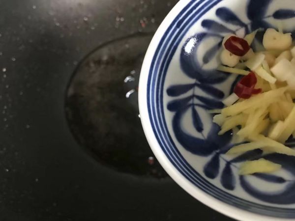 白菜腐皮炖五花肉