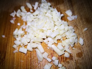 食补佳品飘香的凉拌菠菜的做法