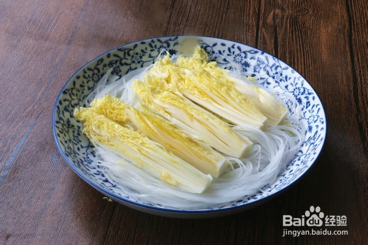 腊肠粉丝娃娃菜的做法