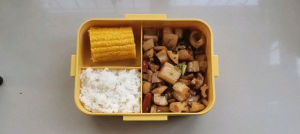 开胃下饭菜酸辣藕丁