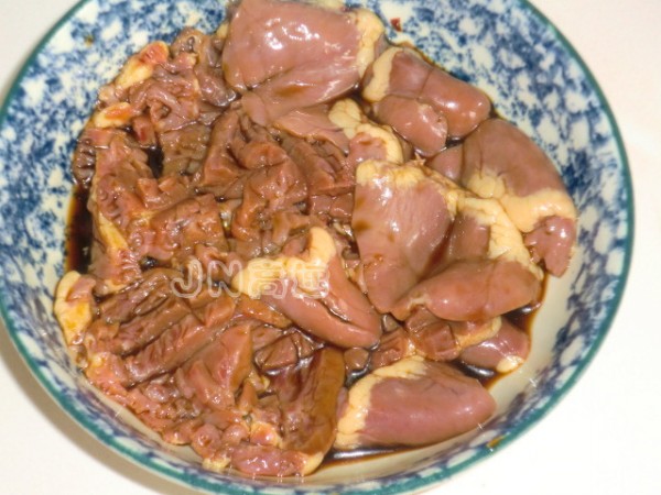 黄芽韭菜炒鸡心