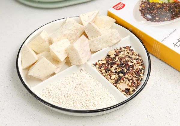 鲜芋牛奶糙米露