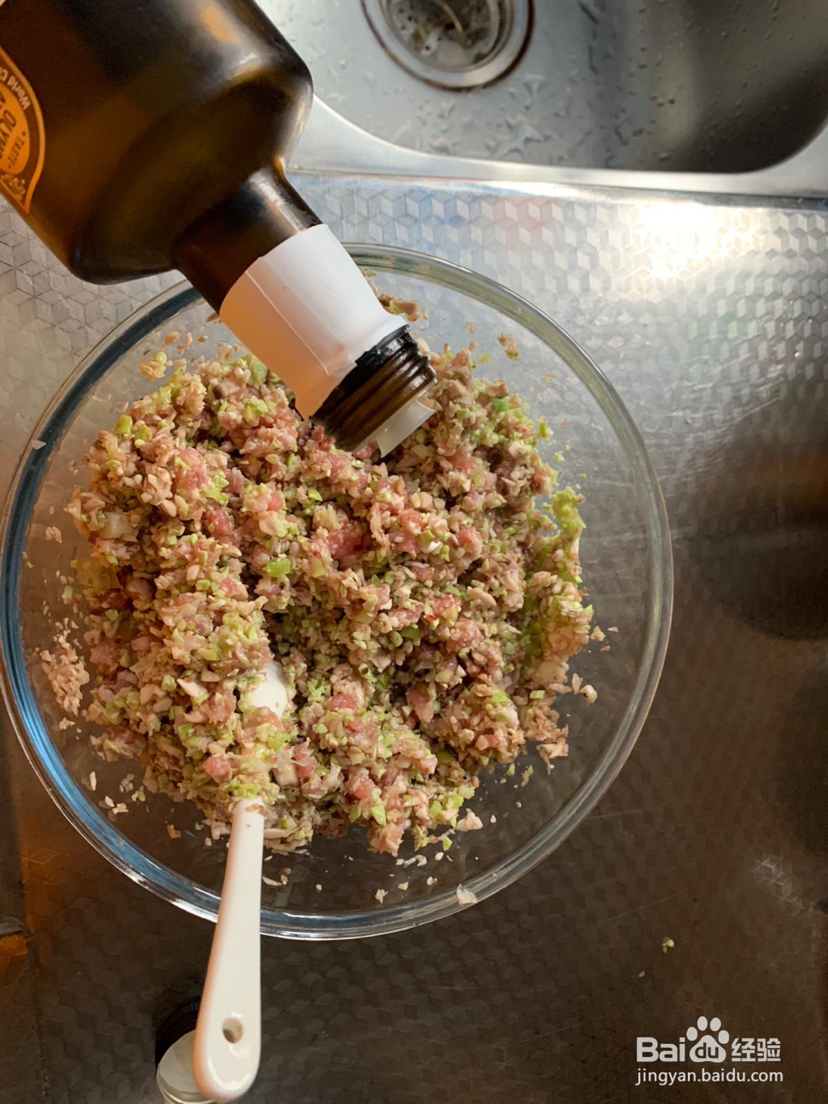 大馄饨蘑菇毛豆馅新颖的做法