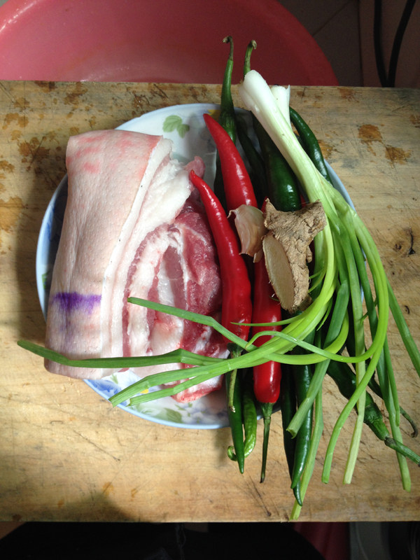 教你做美味的线椒五花肉,是一道不错的菜