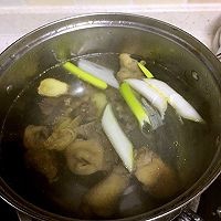 新手都会的香菇炖鸡汤