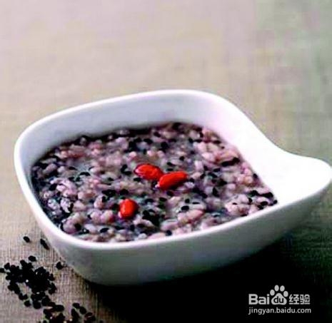 让风湿患者标本兼治的养生粥——滋补肝肾粥