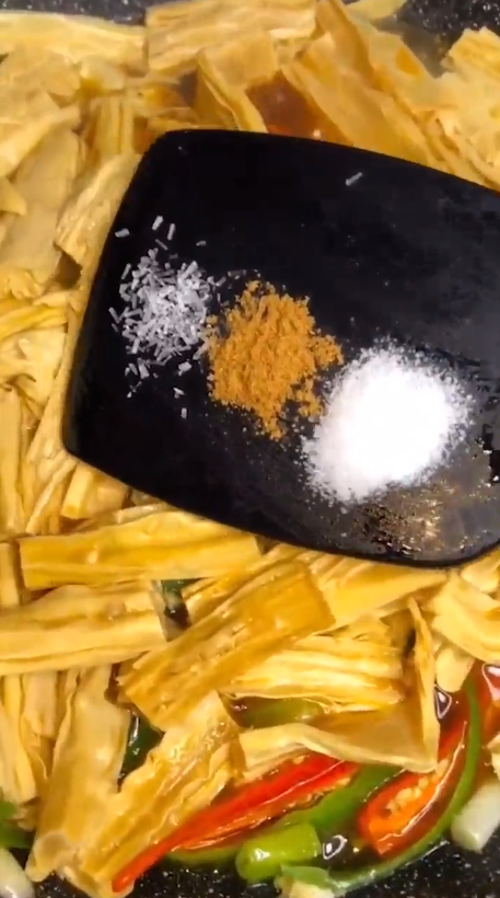 香辣腐竹怎么做?