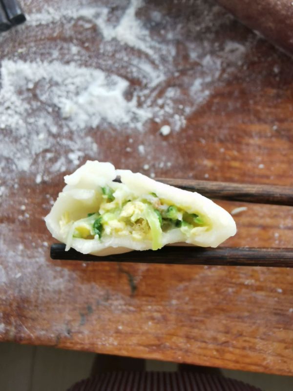 黄瓜鸡蛋鲜虾水饺