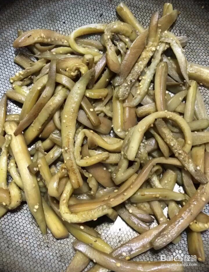 如何制作酱香茄条？