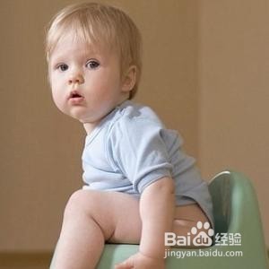 如何来训练宝宝自己大小便