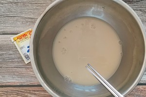 披萨饼底的做法