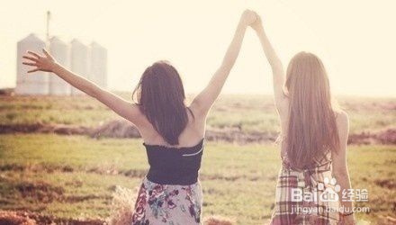 当朋友总喜欢开自己的玩笑该怎么办呢
