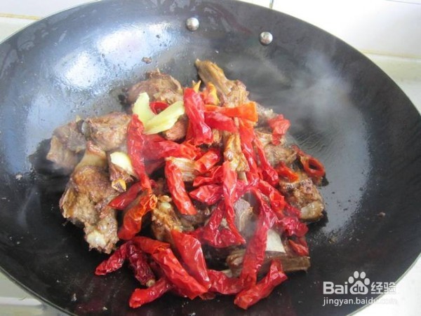 制作美味的新疆大盘羊排