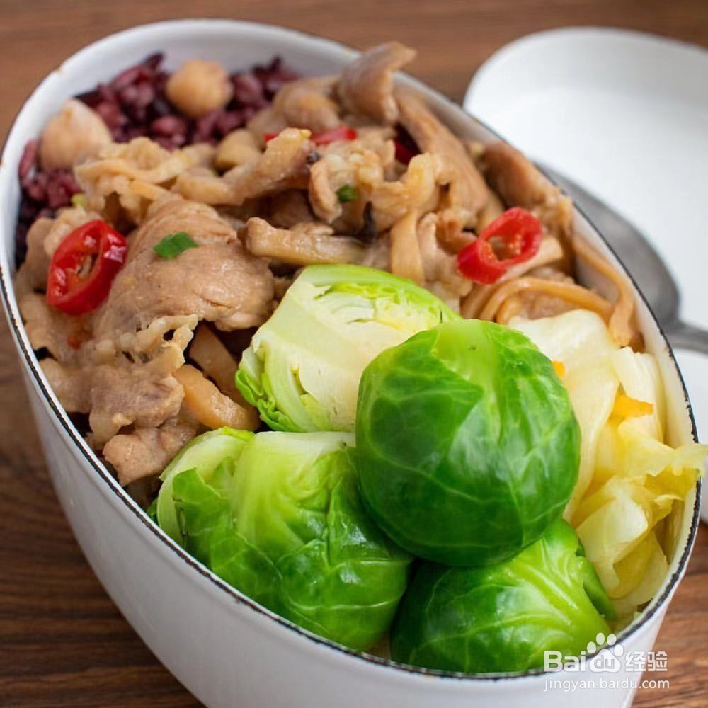 杏鲍菇洋葱炒肉的做法