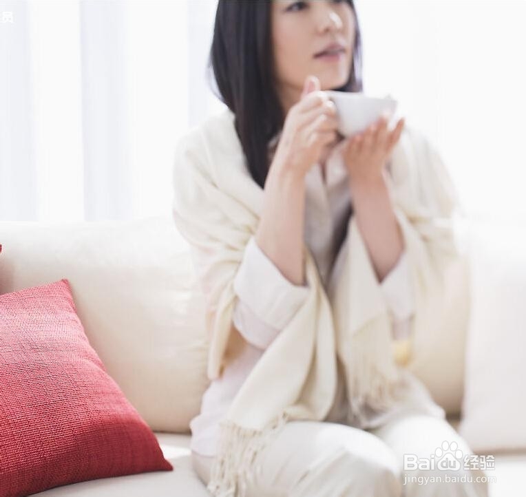 年末造型享百变“染烫时代”秀发就要精油滋养!