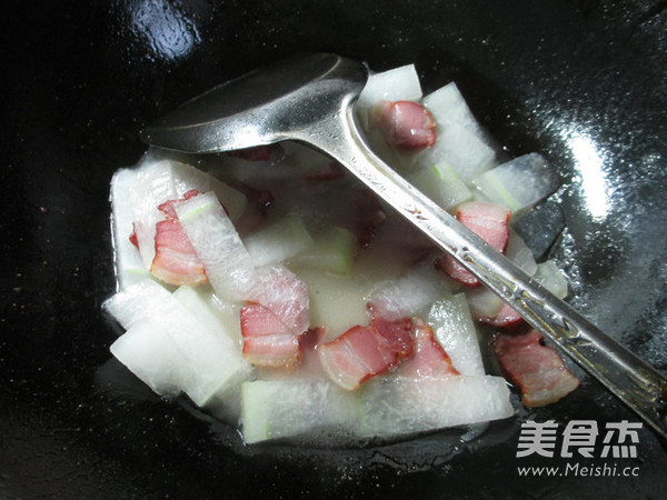 腊肉烩冬瓜的做法