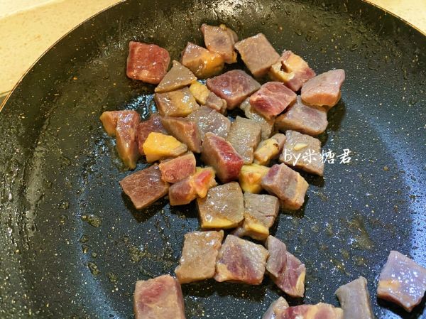 黑椒杏鲍菇牛肉粒