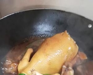 怎么做美味的广东酱香鸡
