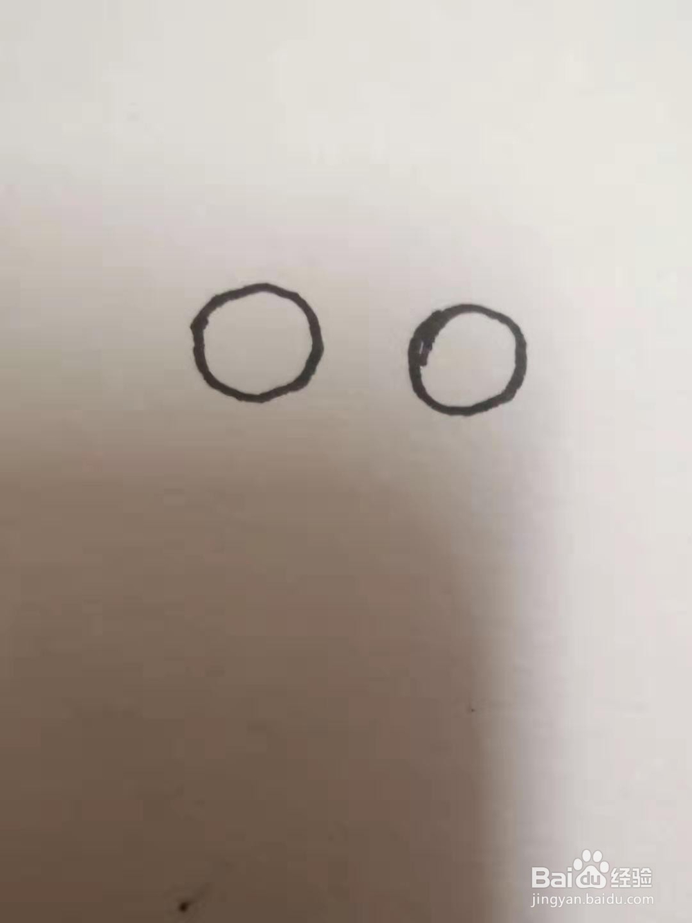 三轮车的简笔画