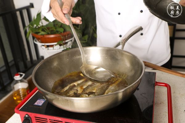 鲜鲜鲜!小黄鱼年糕,挡不住的鲜美滋味~