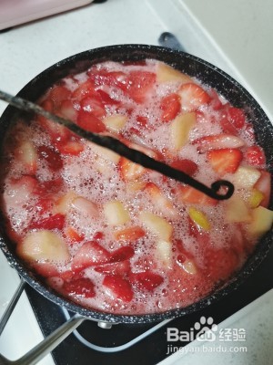 红颜草莓果酱的做法