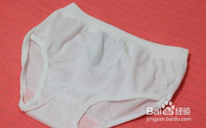 女人的底裤为什么会变黄