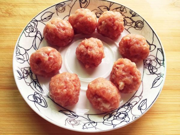 特色老汤肉丸豆腐