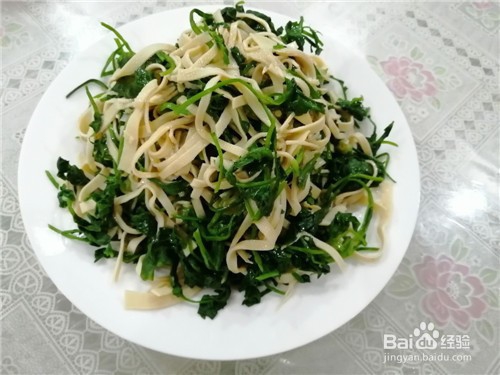 凉拌荠菜百页丝的做法