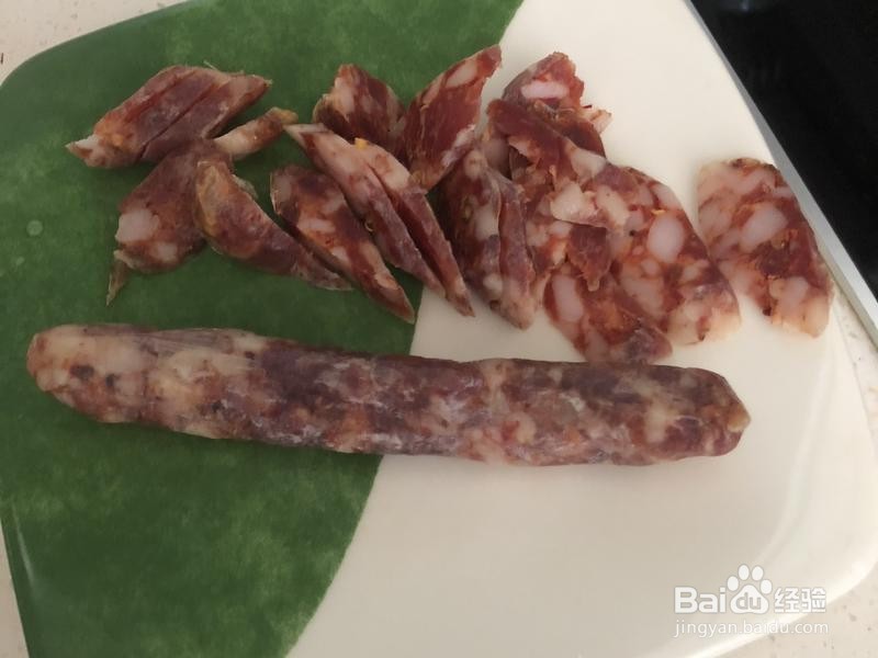湖南麻辣腊肠炊饭
