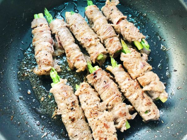 芦笋白玉菇肥牛卷