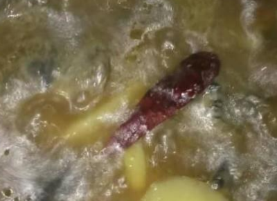 乌鸡和什么食物相克 哪些是乌鸡的做法