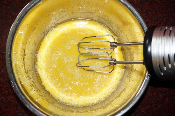 草莓奶油蛋糕卷