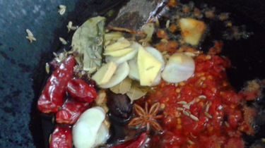 如何做土豆烧排骨