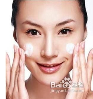 秋冬皮肤干燥怎么办保湿补水是关键