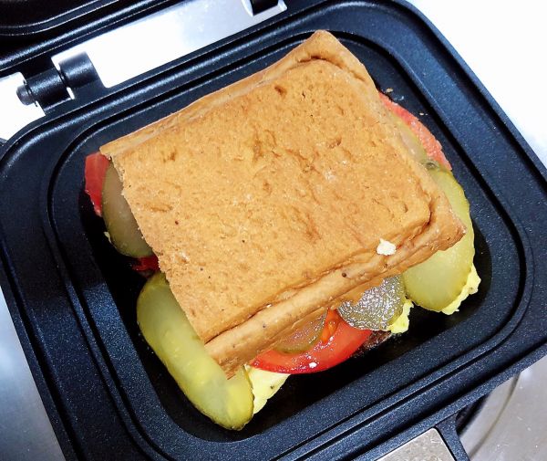 芝士火腿三明治