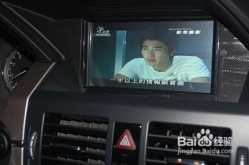 奔驰GLK300安装雅音导航攻略