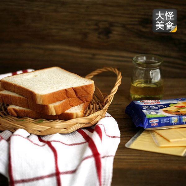 芝士熔岩吐司卷