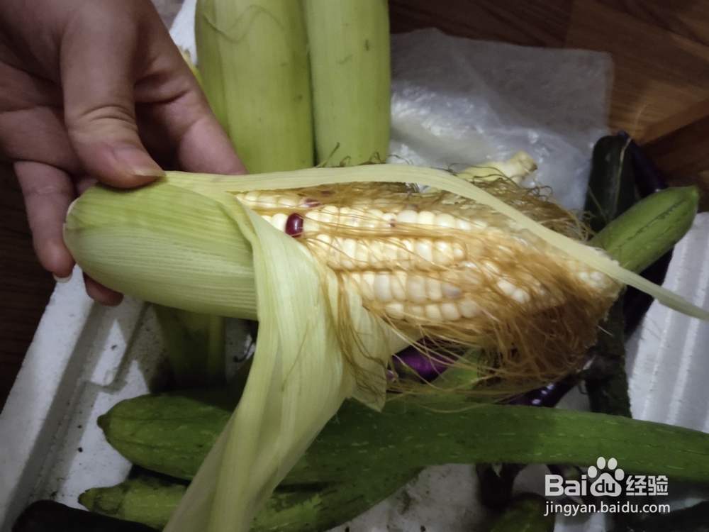 原来玉米这么煮口感最好吃