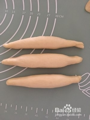 黄油香葱辫子面包的做法