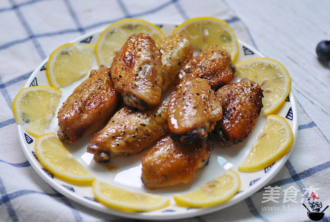 柠香黑胡椒烤翅