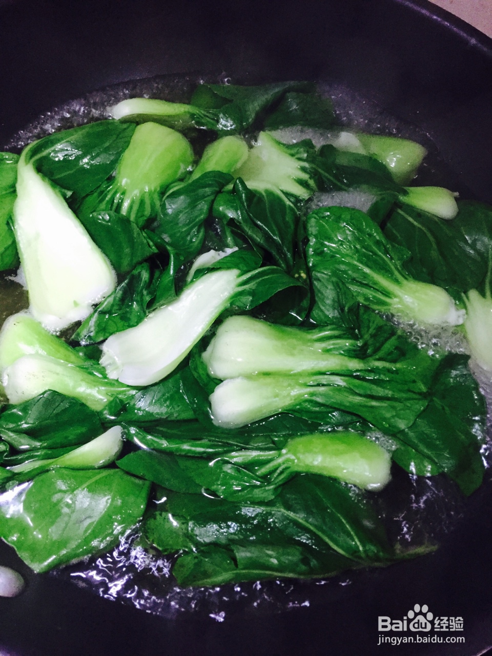 家常做法的青菜猪肉饺子