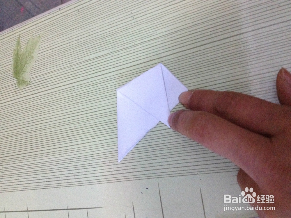 如何教儿童简单剪圣诞雪花剪纸