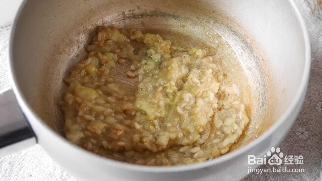 燕麦香蕉起司派的做法