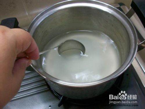 迎接中秋月饼热身艳丽果冻月饼