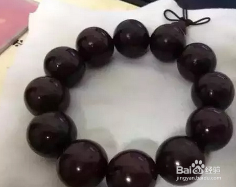 小叶紫檀盘玩后的四大阶段