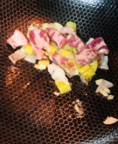 如何做美味的尖椒干豆腐