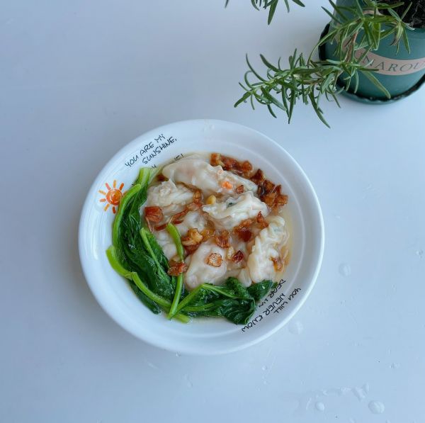 青菜海鲜饺子汤