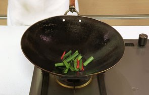 家常菜：韭黄炒虾仁