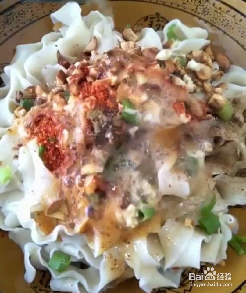 油泼面的做法，只需3步轻松学会